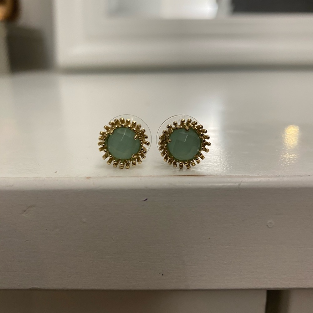 Kendra Scott seafoam green studs